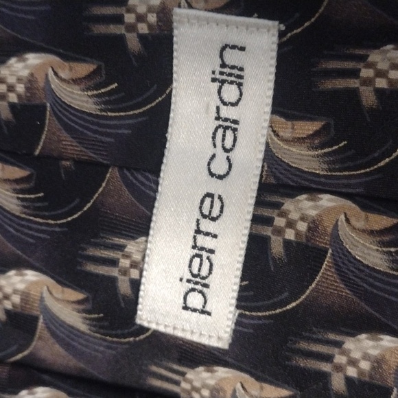 Three Pierre Cardin ties for Men. - Picture 7 of 14